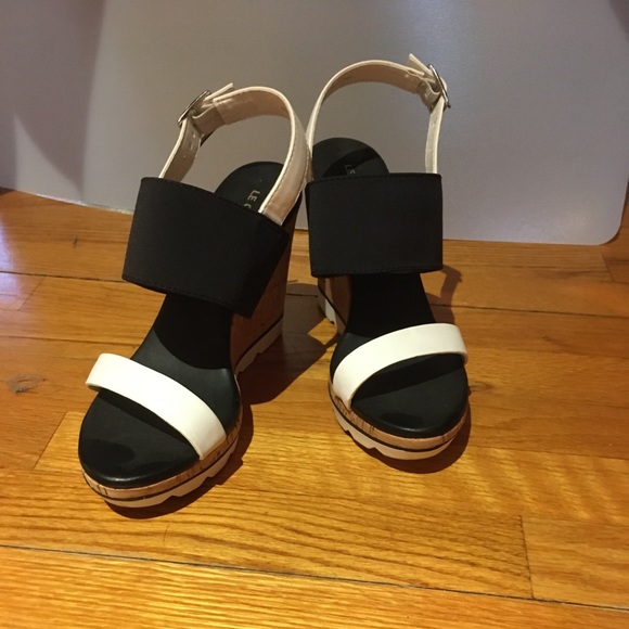 Sandales Le Château Wedges - Picture 3 of 7